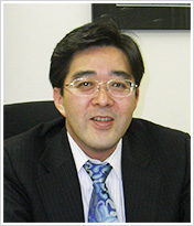鈴木 幸市 代表取締役社長